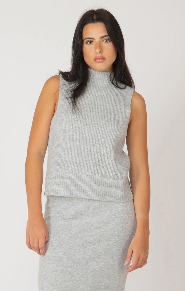 Top - Dex Short Sleeve Mock Neck Sweater